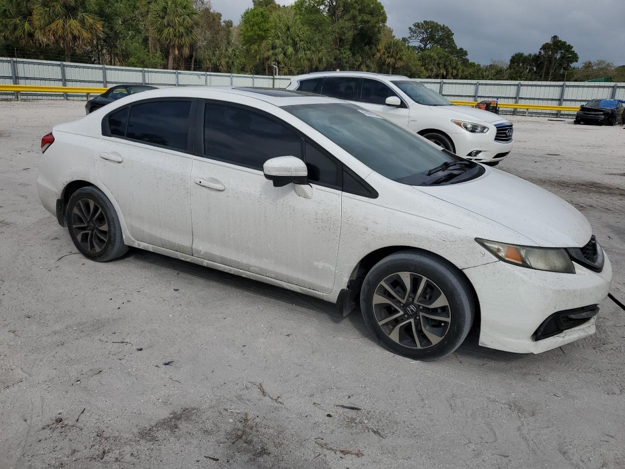 2015 Honda Civic VIN 19XFB2F89FE073932 Copart auction photo, front end damage thumbnail 4