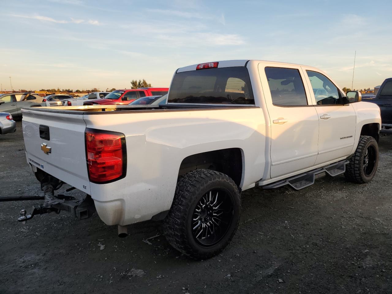 2018 Chevrolet Silverado VIN 3GCUCRER4JG233901 Copart auction photo, all over damage thumbnail 3