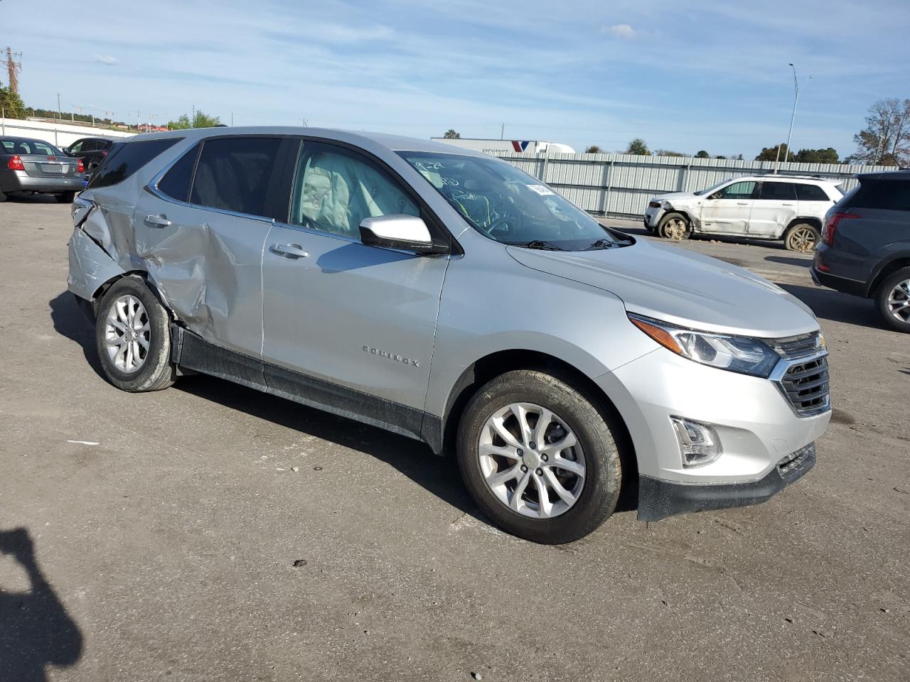 2021 Chevrolet Equinox VIN 3GNAXJEV1MS122558 Copart auction photo, side / rear end damage thumbnail 4