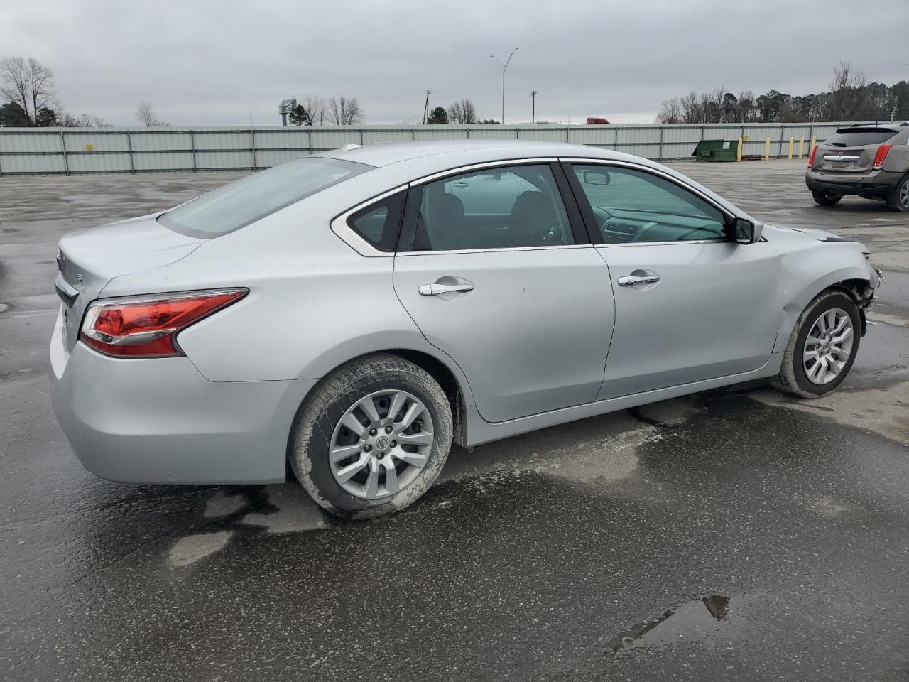 2015 Nissan Altima VIN 1N4AL3AP5FN904016 Copart auction photo, front end damage thumbnail 3