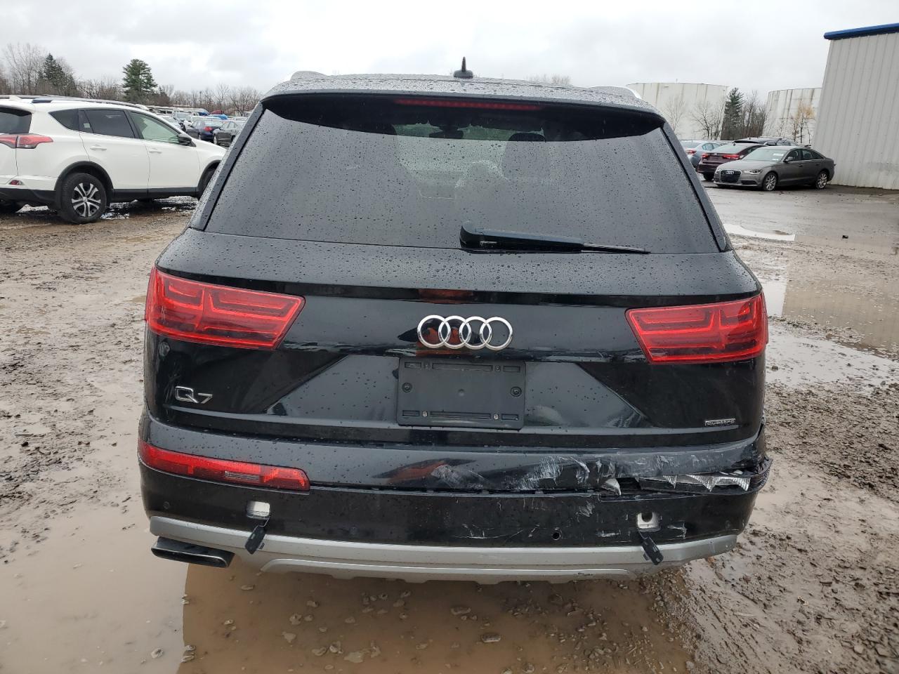 2017 Audi Q7 VIN WA1LHAF73HD043147 Copart auction photo, front end damage thumbnail 6