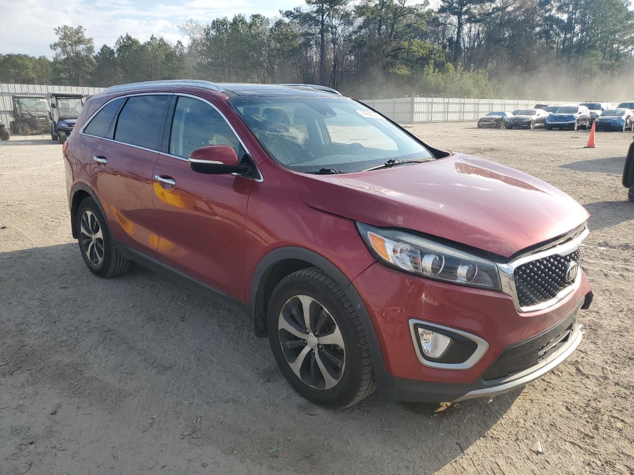 2017 KIA Sorento VIN 5XYPH4A17HG215841 Copart auction photo, front end damage thumbnail 4