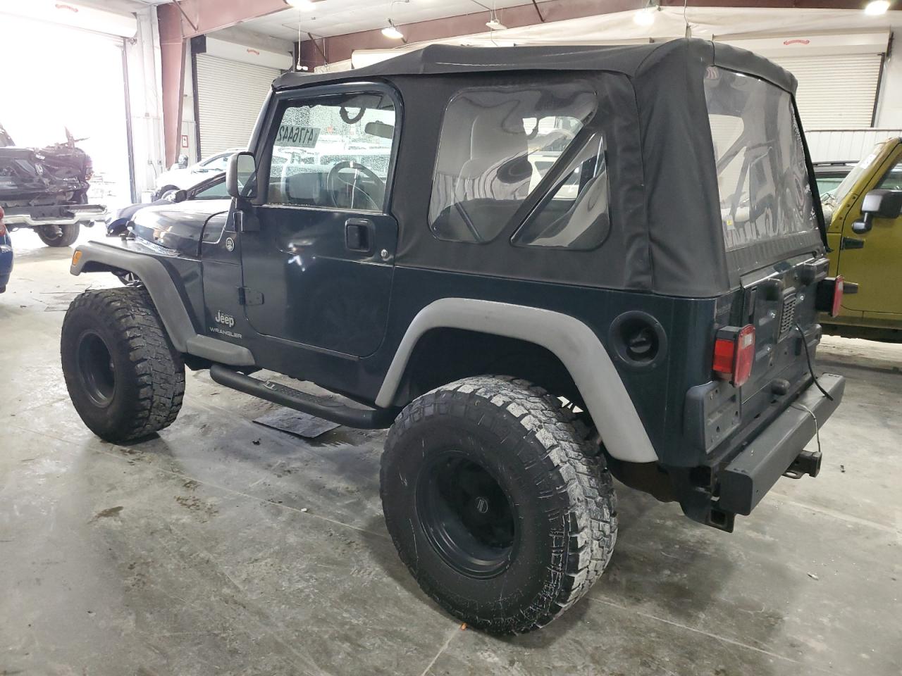 2006 Jeep Wrangler VIN 1J4FA29S36P724699 Copart auction photo, front end / side damage thumbnail 2