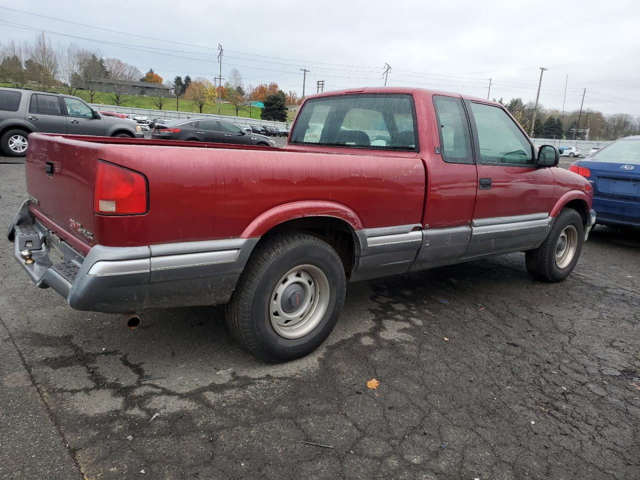 1994 GMC Sonoma VIN 1GTCS19W8R8523978 Copart auction photo, side / undercarriage damage thumbnail 3