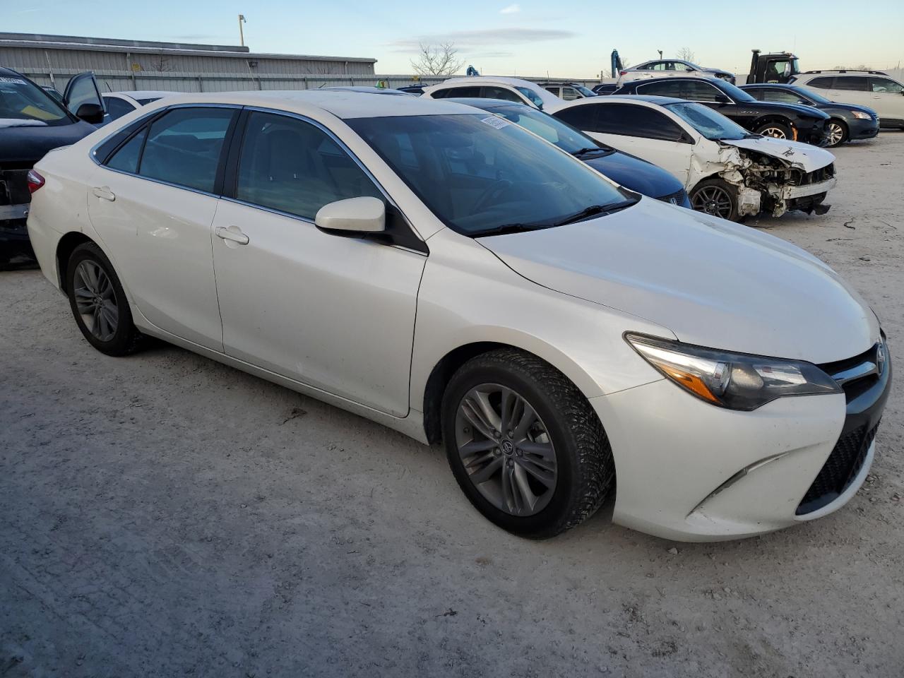 2015 Toyota Camry VIN 4T1BF1FK7FU492495 Copart auction photo, rear end damage thumbnail 4