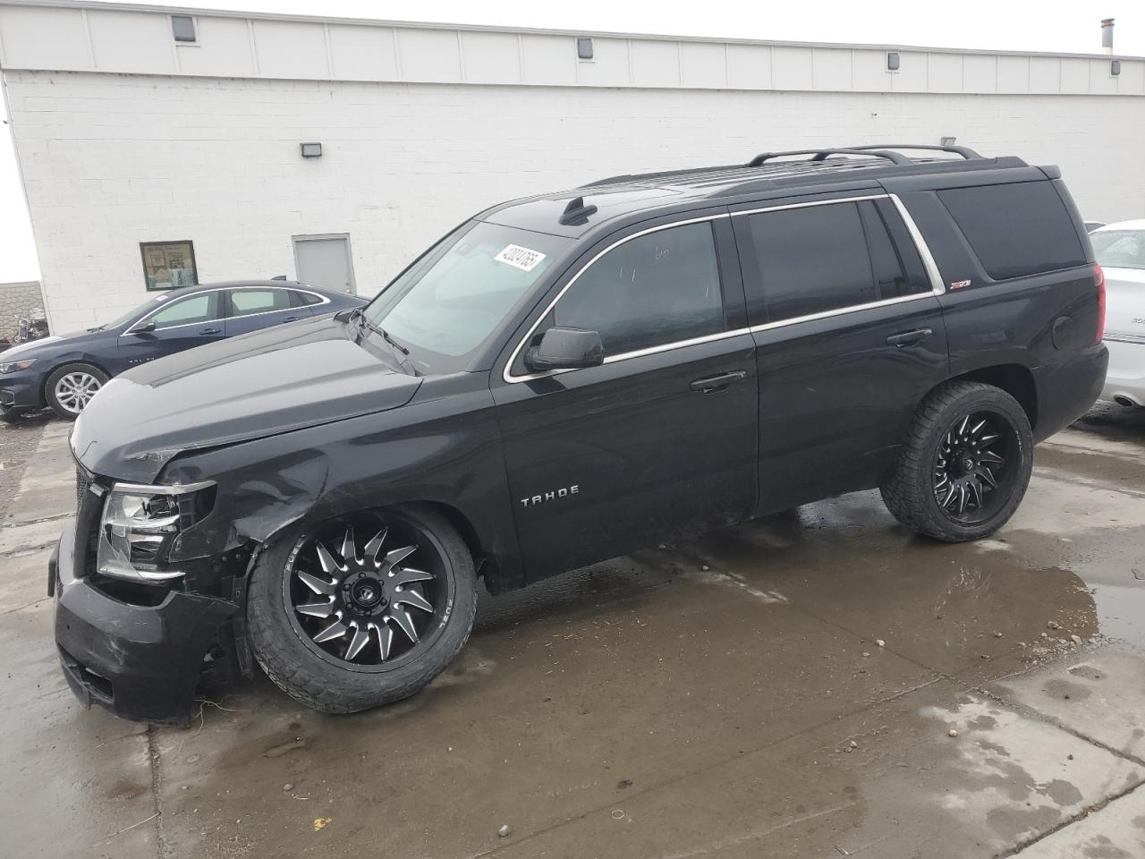 2019 Chevrolet Tahoe VIN 1GNSKBKC7KR306530