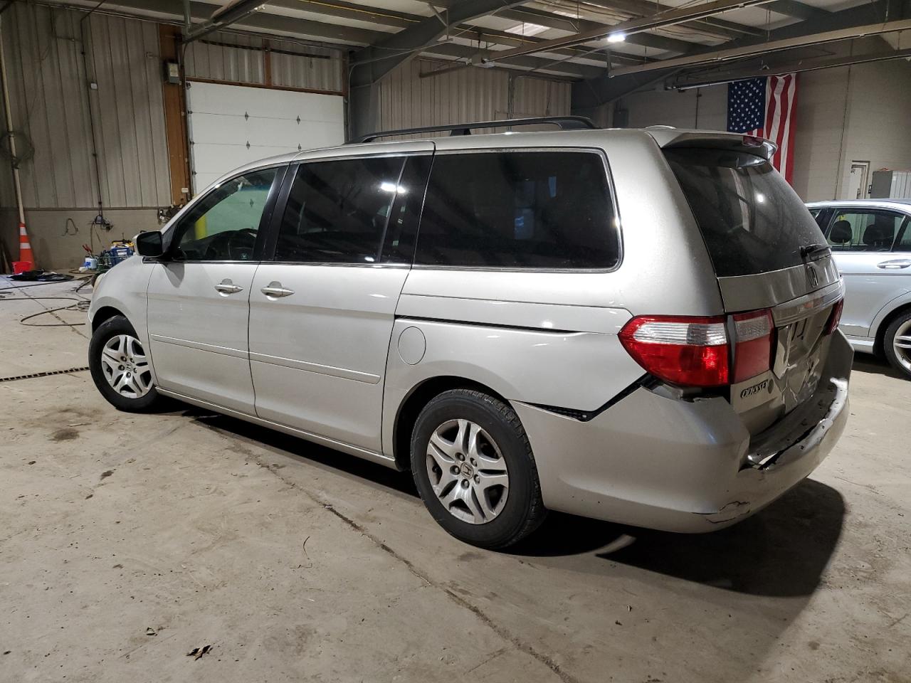 2007 Honda Odyssey VIN 5FNRL38747B434144 Copart auction photo, rear end damage thumbnail 2