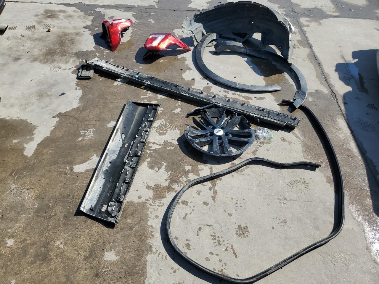 2017 Ford Explorer VIN 1FM5K7D80HGD53510 Copart auction photo, side / rear end damage thumbnail 13