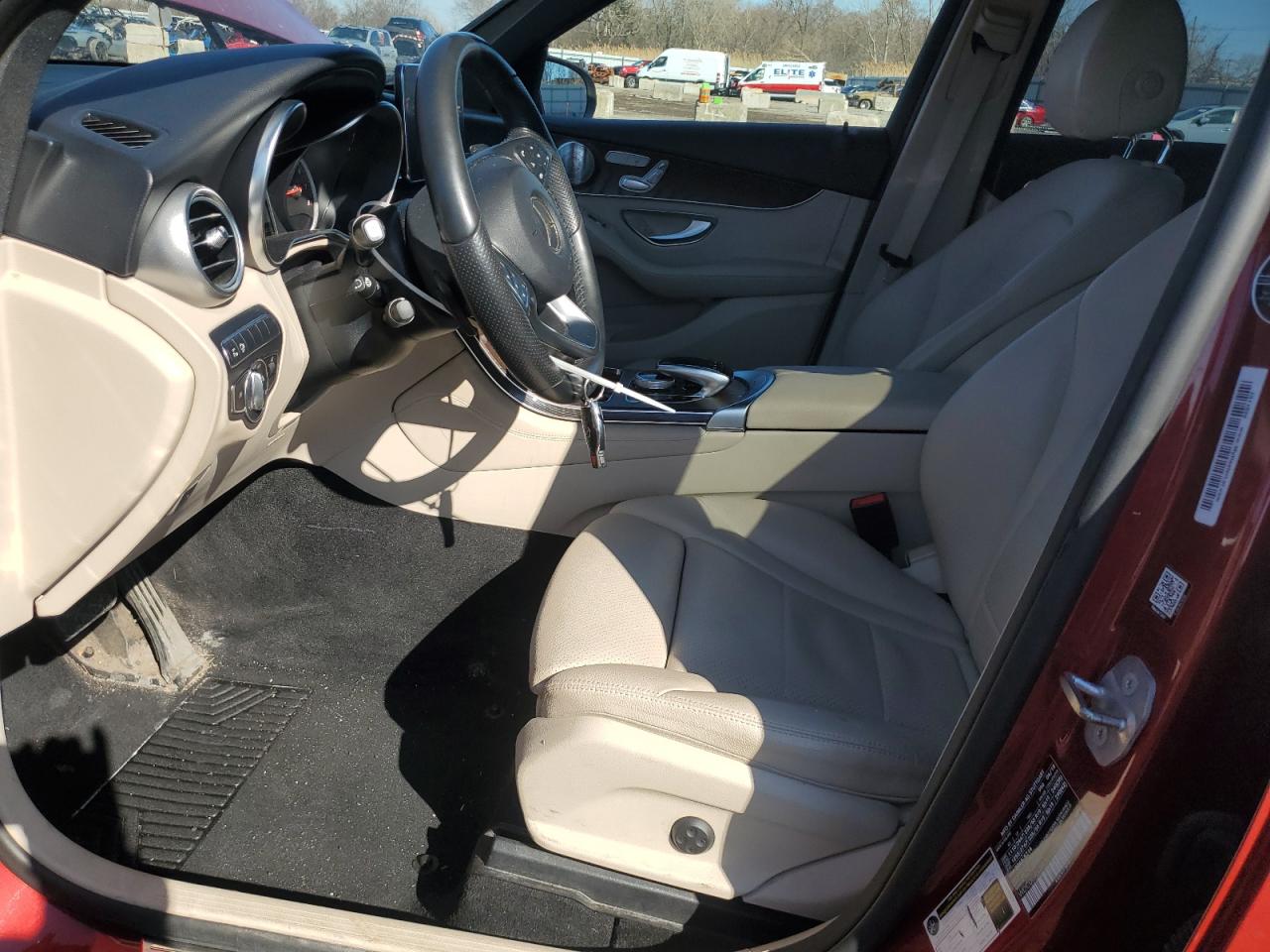 2018 Mercedes-Benz GLC VIN WDC0G4KB4JV105303 Copart auction photo, side / front end damage thumbnail 7
