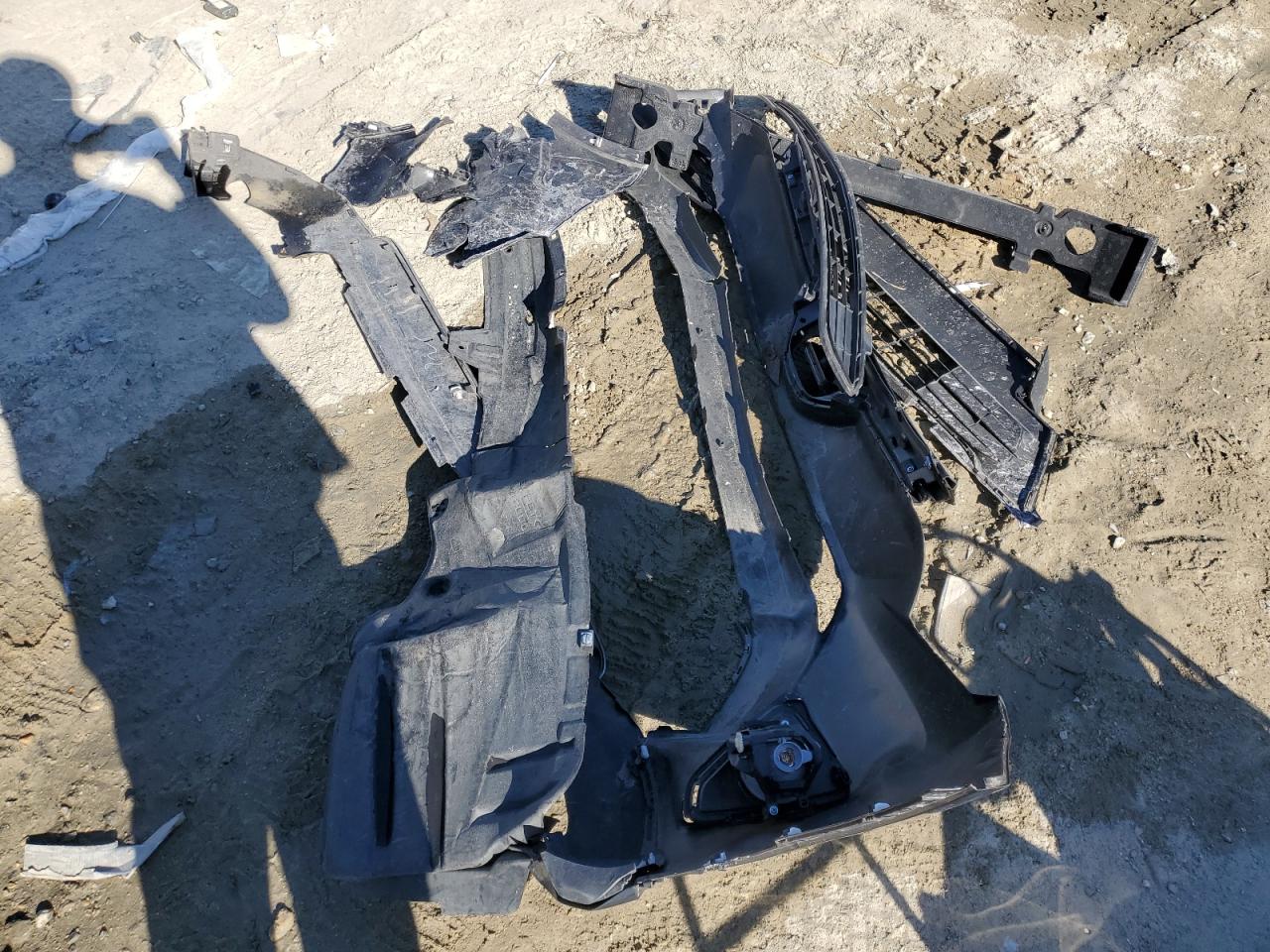 2018 Toyota RAV 4 VIN JTMRFREV7JJ225848 Copart auction photo, front end damage thumbnail 13