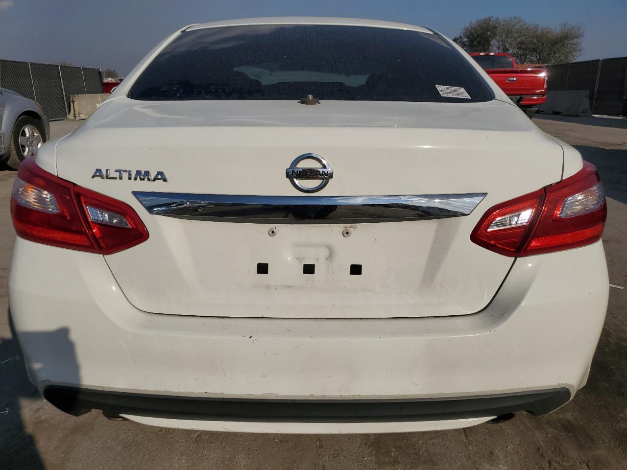 2016 Nissan Altima VIN 1N4AL3APXGN363269 Copart auction photo, front end / side damage thumbnail 6