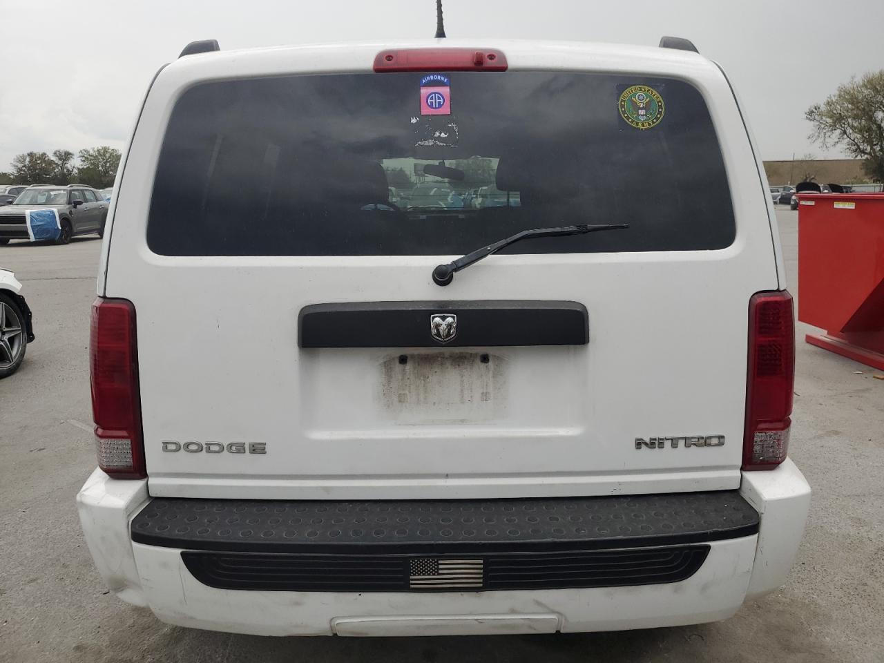 2011 Dodge Nitro VIN 1D4PT4GK9BW605478 Copart auction photo, front end damage thumbnail 6