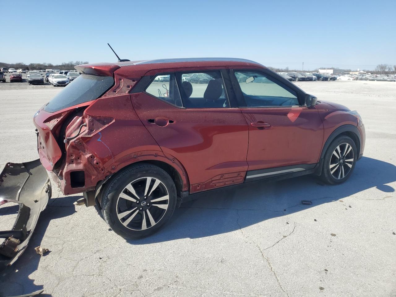 2019 Nissan Kicks VIN 3N1CP5CU0KL550523 Copart auction photo, rear end damage thumbnail 3