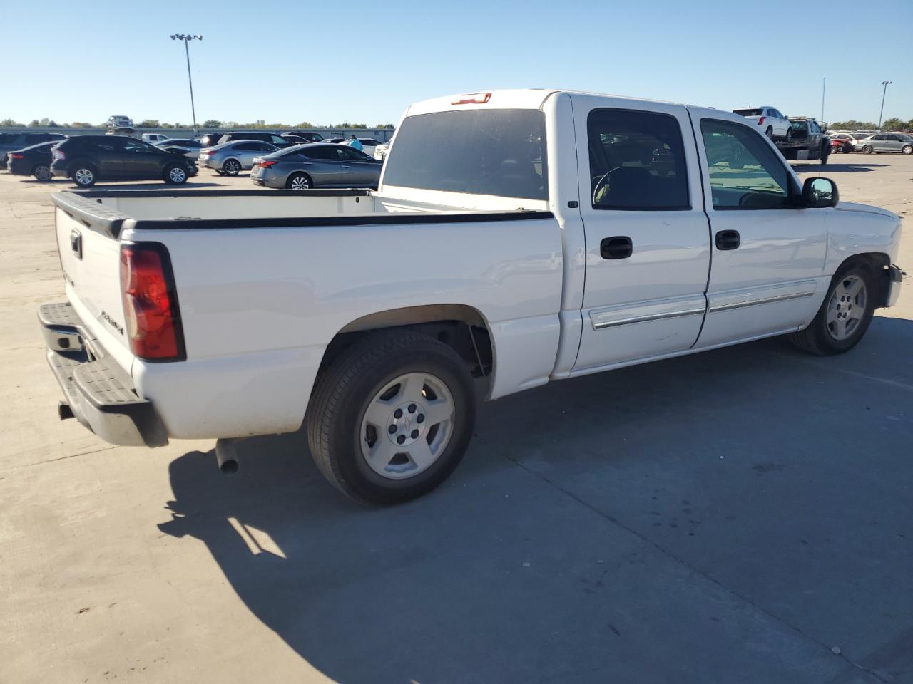 2005 Chevrolet Silverado VIN 2GCEC13T351389236 Copart auction photo, front end / mechanical damage thumbnail 3