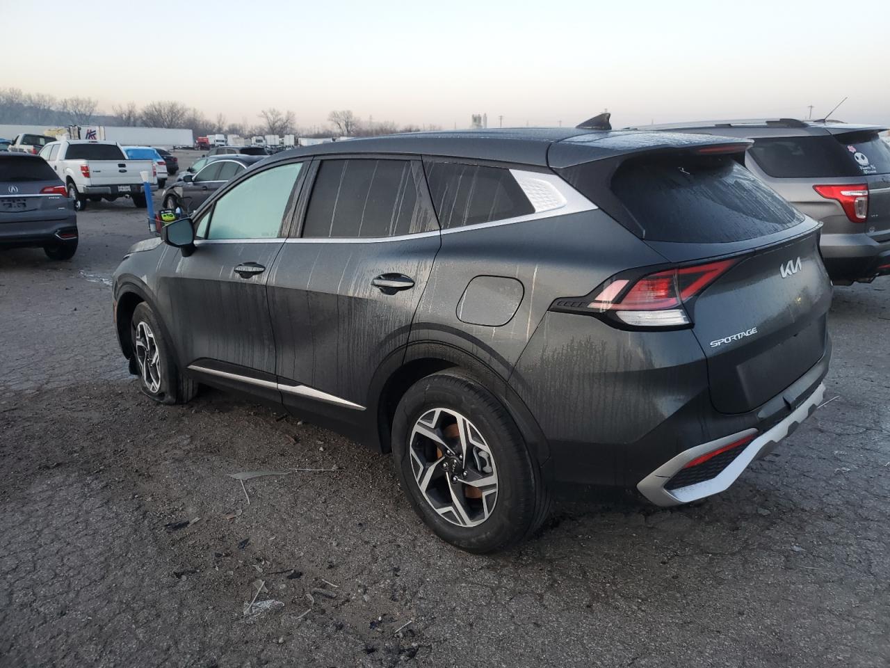 2024 KIA Sportage VIN KNDPUCDF7R7279695 Copart auction photo, all over damage thumbnail 2