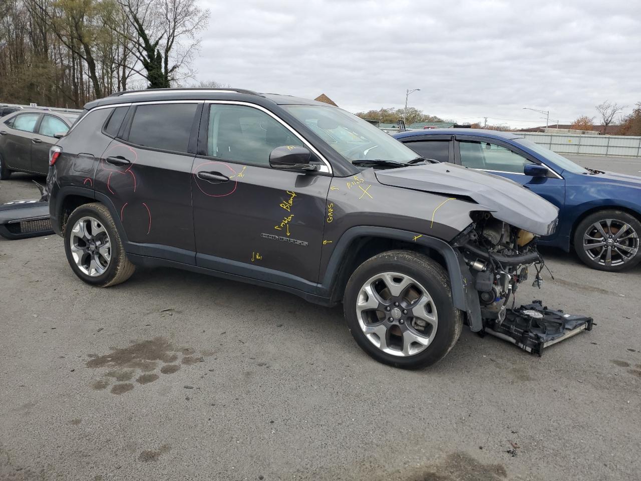2020 Jeep Compass VIN 3C4NJCCB6LT120975 Copart auction photo, front end damage thumbnail 4