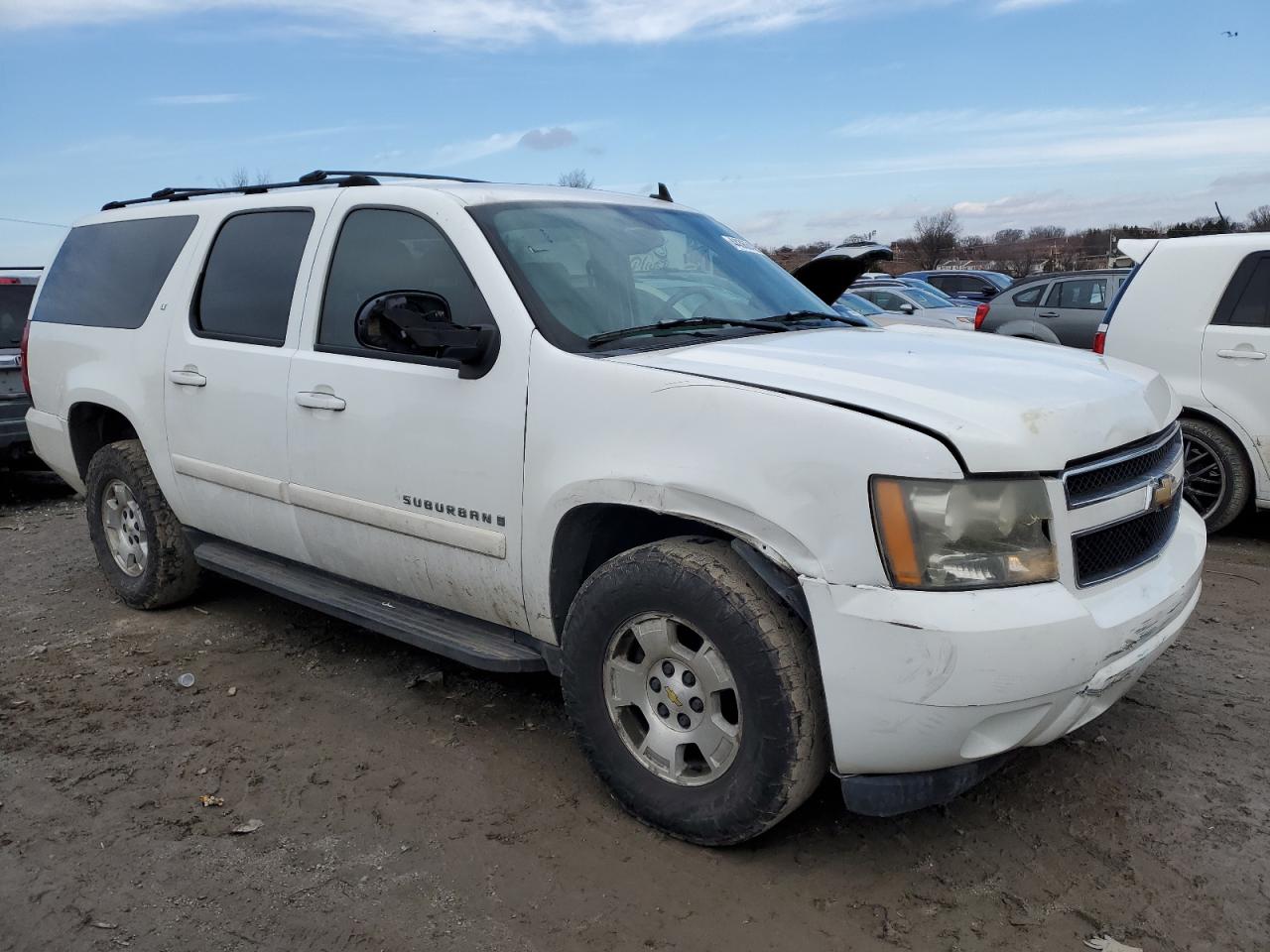 2007 Chevrolet Suburban VIN 3GNFK16377G155394 Copart auction photo, front end damage thumbnail 4