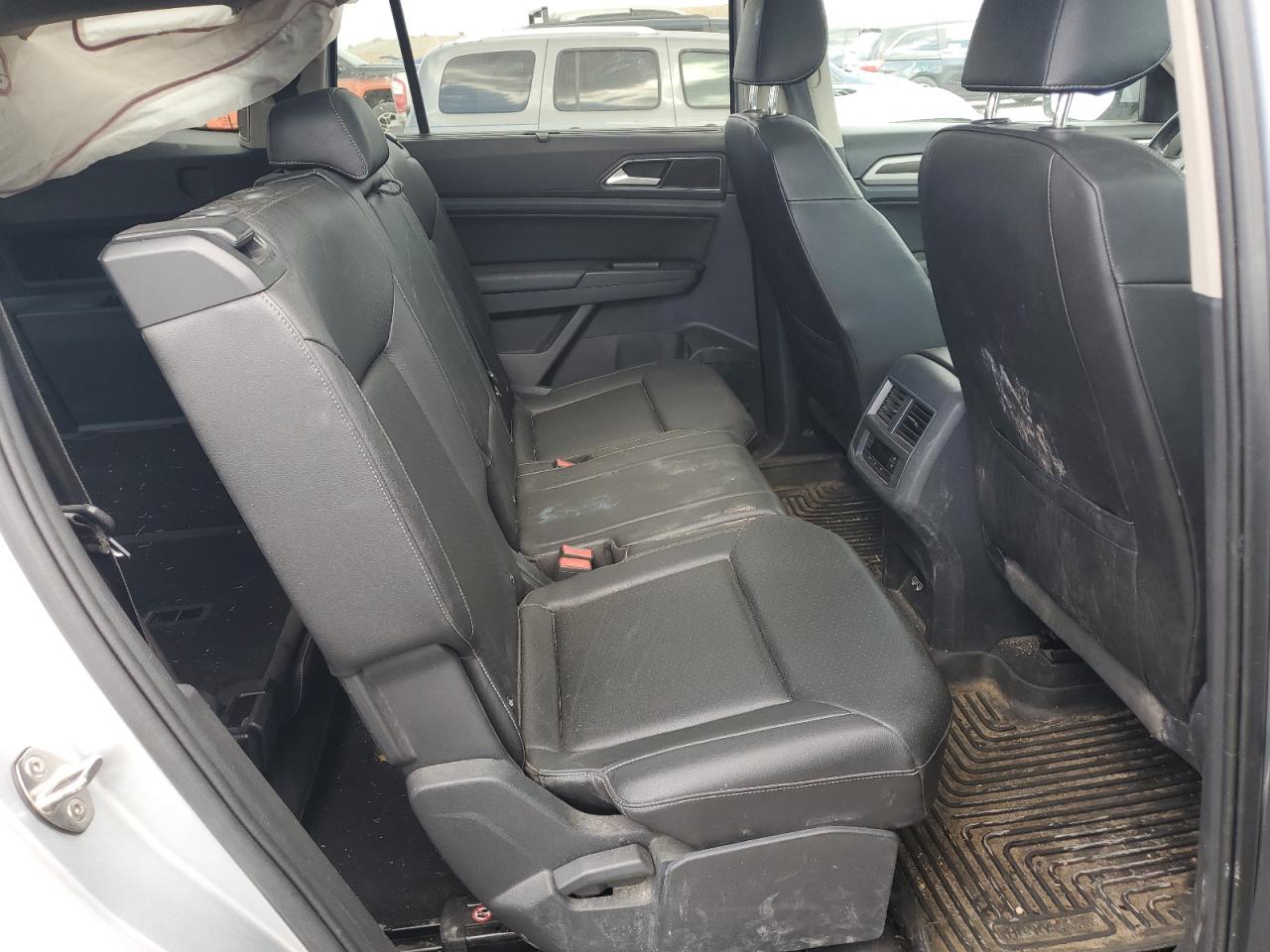 2019 Volkswagen Atlas VIN 1V2MR2CA7KC549637 Copart auction photo, side damage thumbnail 11