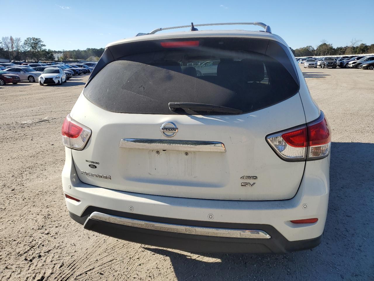 2013 Nissan Pathfinder VIN 5N1AR2MM4DC634558 Copart auction photo, front end / side damage thumbnail 6