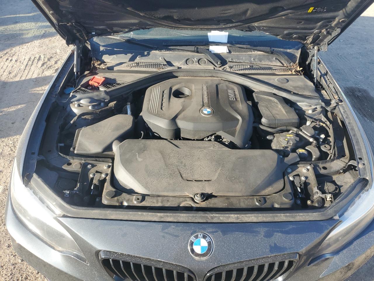 2017 BMW 2er VIN WBA2F9C53HV664212 Copart auction photo, rear end / minor dent/scratches damage thumbnail 11