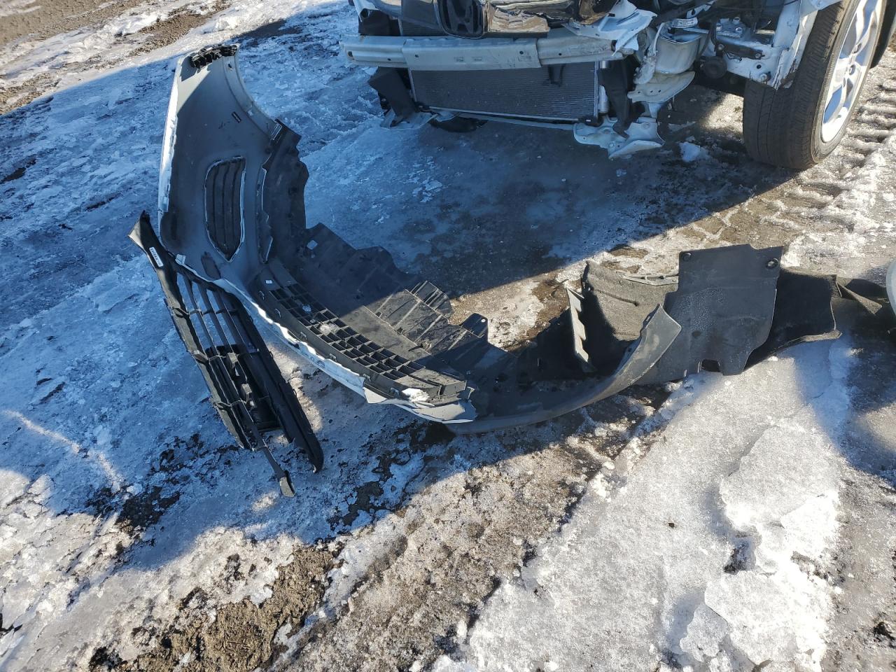 2020 Honda HR-V VIN 3CZRU6H30LM713084 Copart auction photo, front end damage thumbnail 15