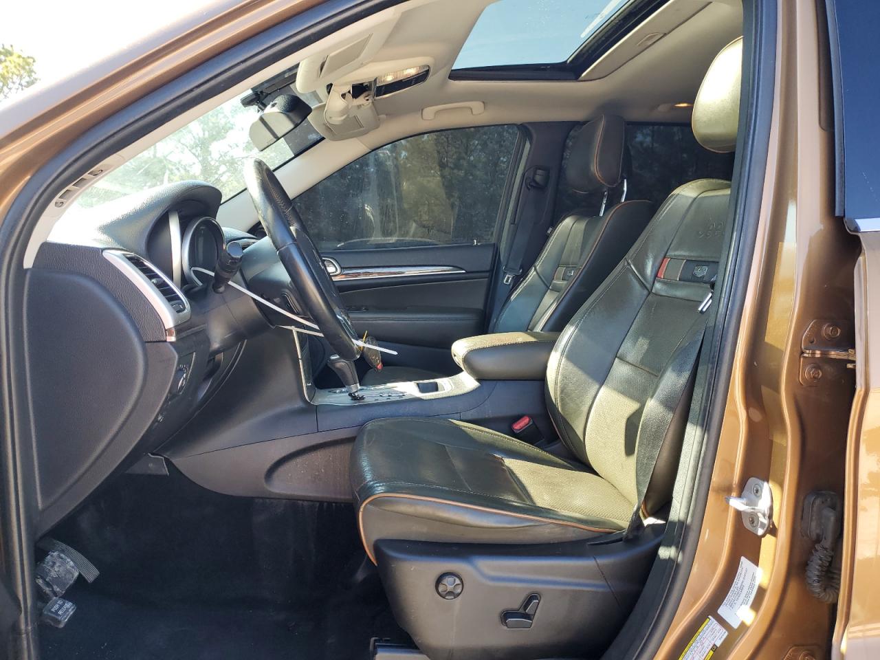 2011 Jeep Grand Cherokee VIN 1J4RR4GG3BC675280 Copart auction photo, front end / side damage thumbnail 7