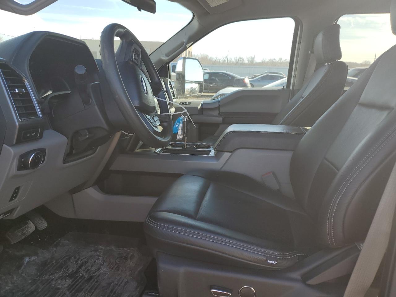 2019 Ford F250 VIN 1FT7W2B63KEG86423 Copart auction photo, front end / side damage thumbnail 7