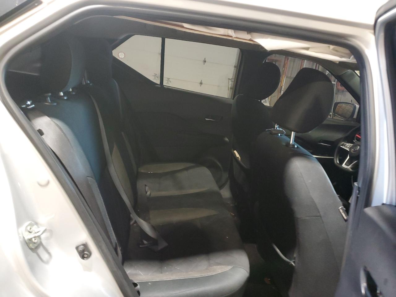 2019 Nissan Kicks VIN 3N1CP5CU1KL508667 Copart auction photo, side damage thumbnail 11