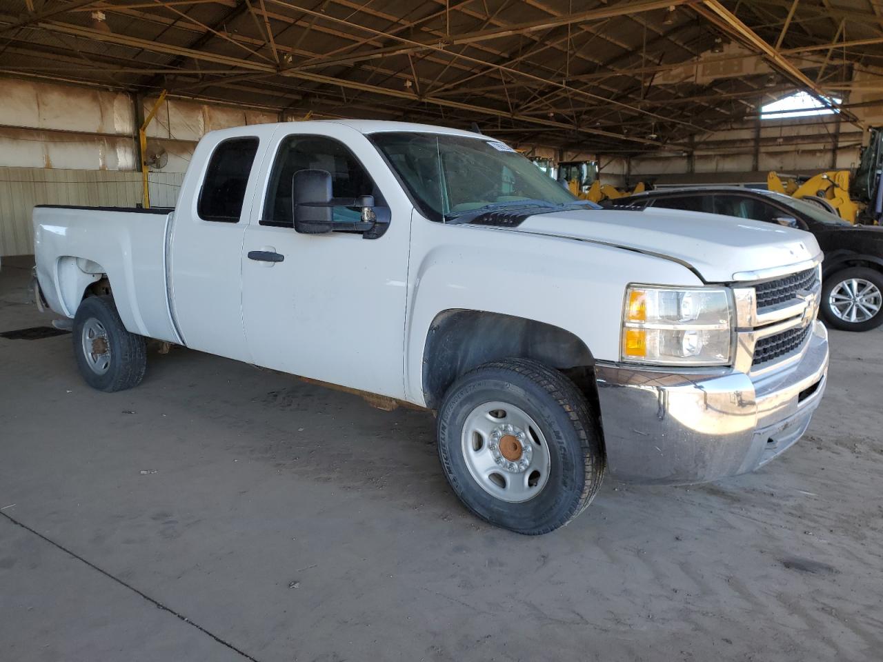 2008 Chevrolet Silverado VIN 1GCHC29K68E128476 Copart auction photo, rear end / side damage thumbnail 4