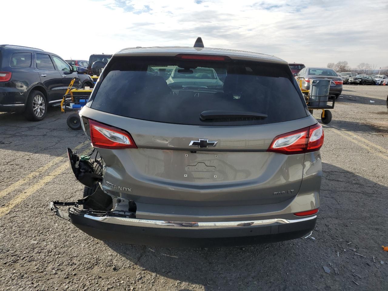 2018 Chevrolet Equinox VIN 3GNAXSEV9JS626678 Copart auction photo, rear end / side damage thumbnail 6