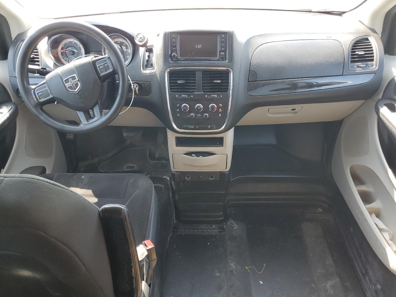 2019 Dodge Caravan VIN 2C7WDGBG5KR727048 Copart auction photo, minor dent/scratches damage thumbnail 8