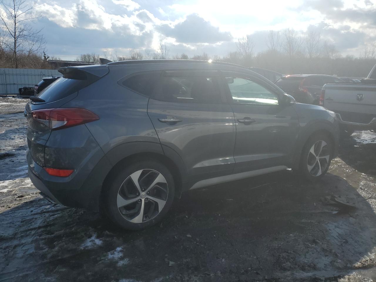 2018 Hyundai Tucson VIN KM8J3CA25JU673837 Copart auction photo, mechanical damage thumbnail 3