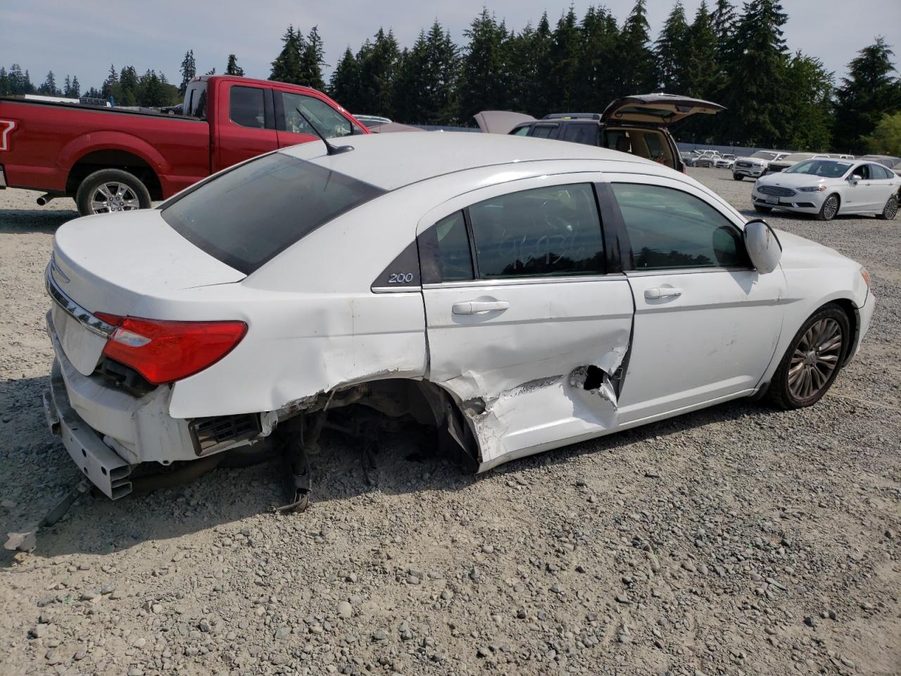 2013 Chrysler 200 VIN 1C3CCBBB1DN695262 Copart auction photo, all over damage thumbnail 3
