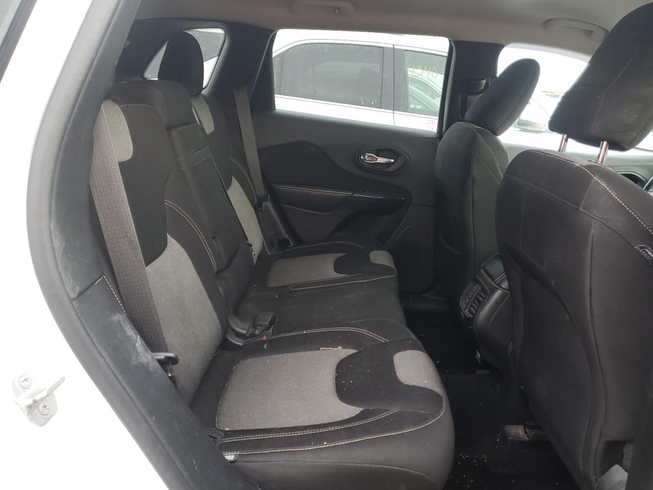 2014 Jeep Grand Cherokee VIN 1C4PJMCB6EW216178 Copart auction photo, rear end / minor dent/scratches damage thumbnail 11