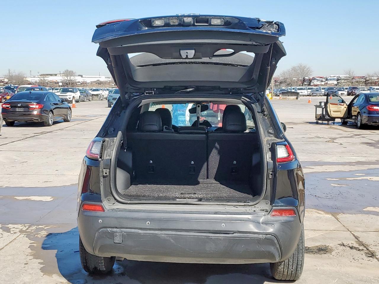 2019 Jeep Grand Cherokee VIN 1C4PJLLB9KD222378 Copart auction photo, side / rear end damage thumbnail 6