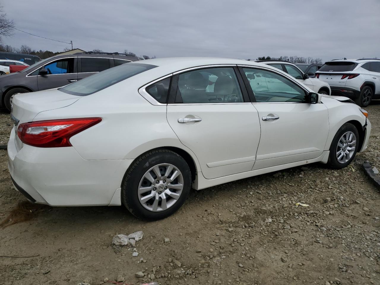 2016 Nissan Altima VIN 1N4AL3APXGC157977 Copart auction photo, front end damage thumbnail 3