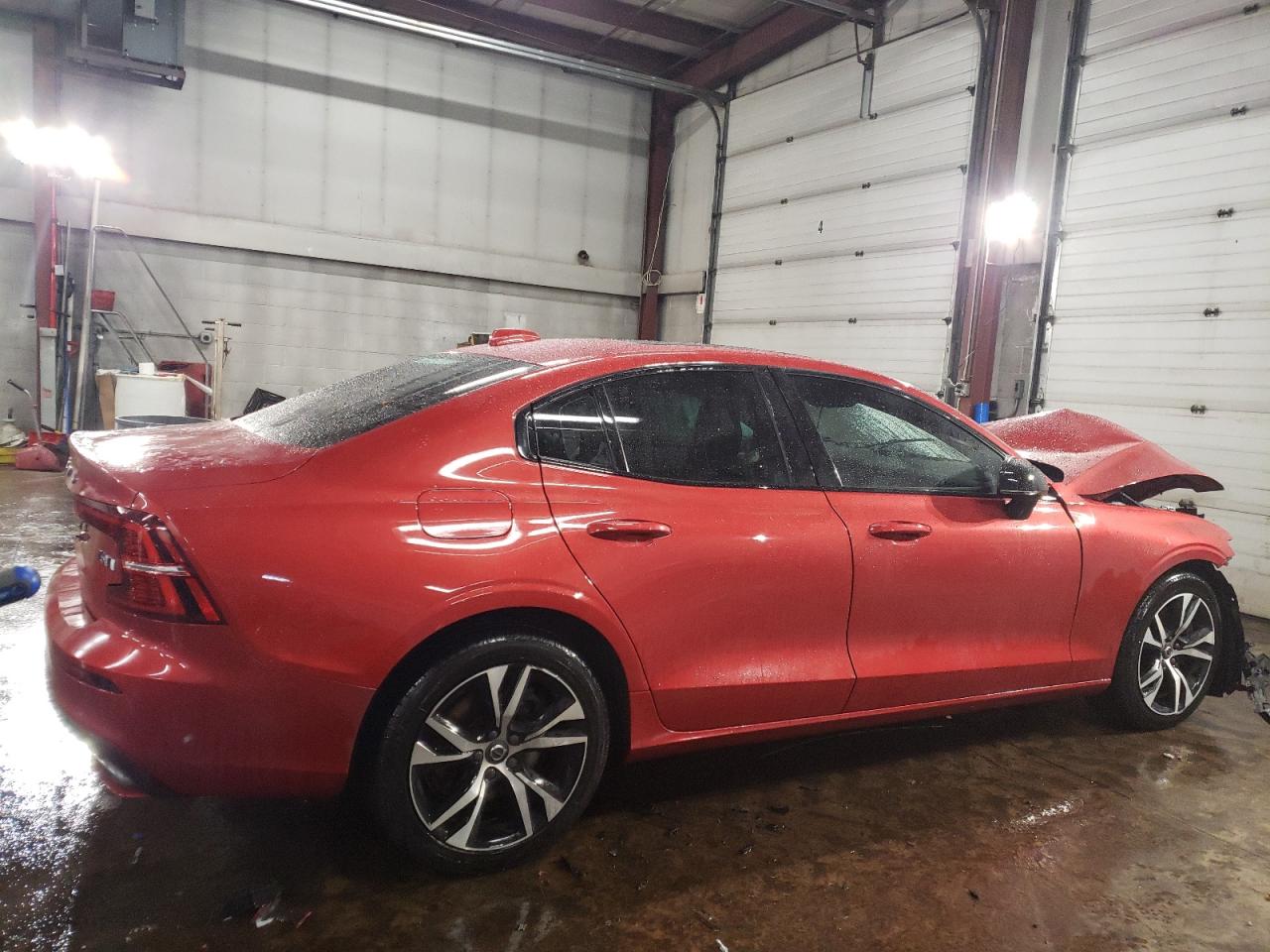 2019 Volvo S60 VIN 7JRA22TM3KG007058 Copart auction photo, front end / side damage thumbnail 3