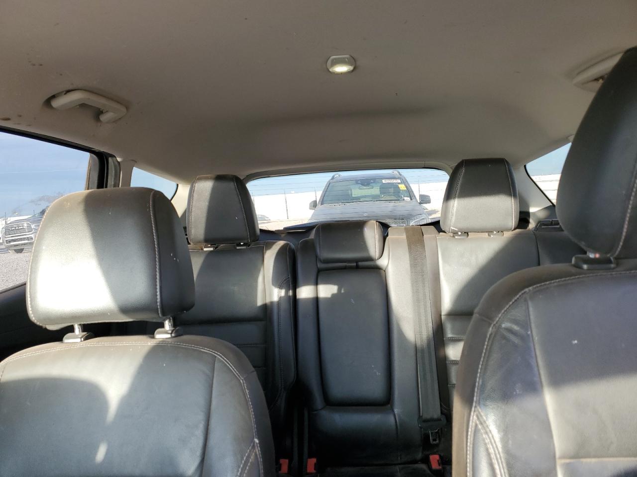 2016 Ford Escape VIN 1FMCU0JXXGUC26185 Copart auction photo, undercarriage / minor dent/scratches damage thumbnail 10