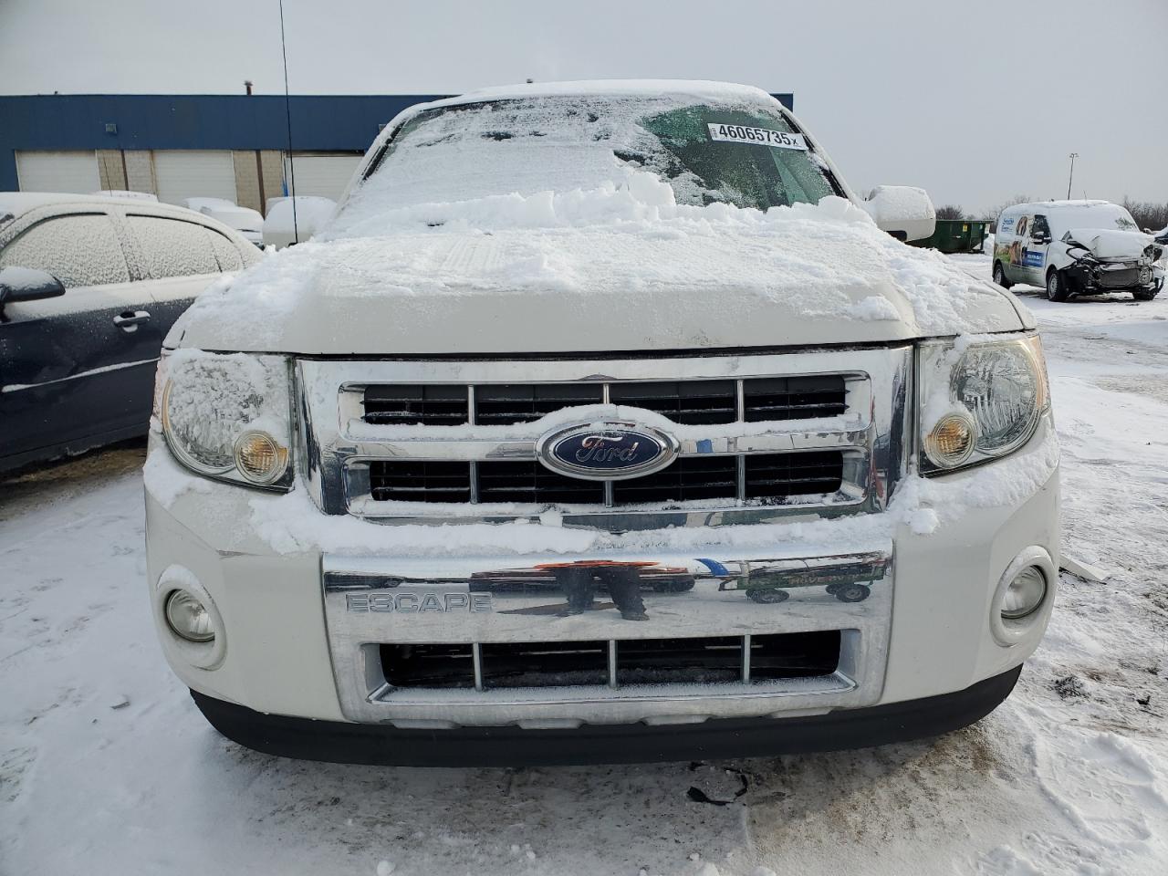 2009 Ford Escape VIN 1FMCU59389KA99255 Copart auction photo, rear end / side damage thumbnail 5