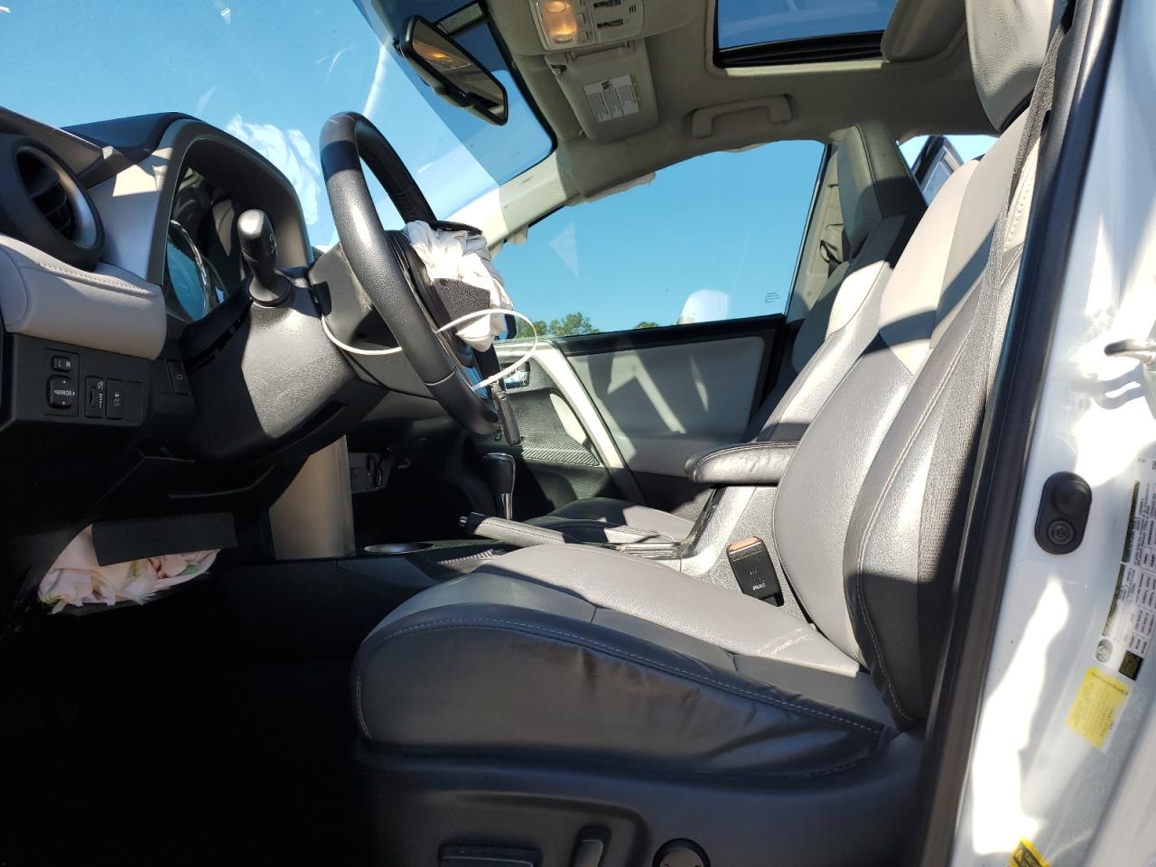 2014 Toyota RAV 4 VIN 2T3YFREV9EW080069 Copart auction photo, front end damage thumbnail 7