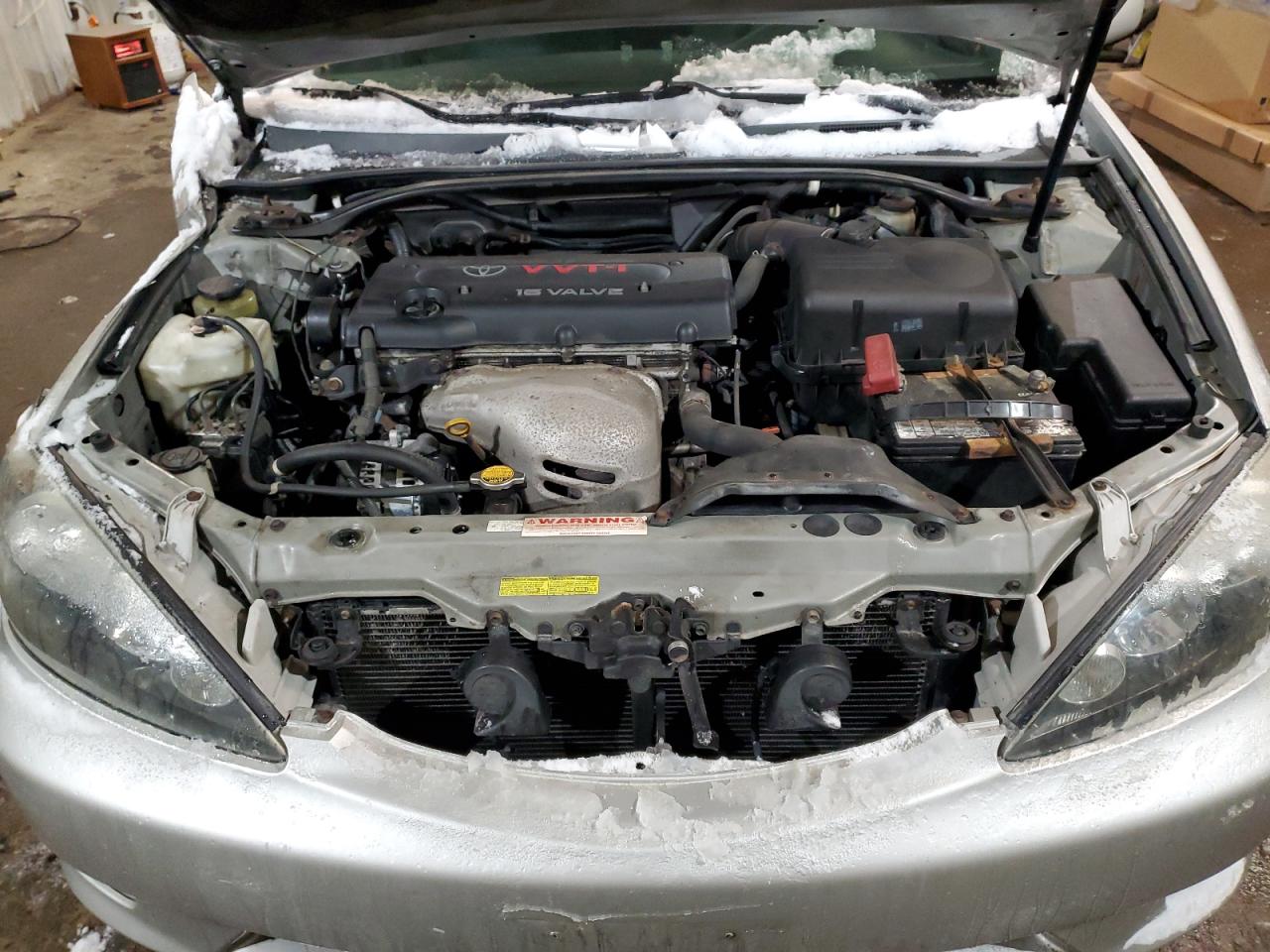 2005 Toyota Camry VIN 4T1BE32K05U535190 Copart auction photo, front end / minor dent/scratches damage thumbnail 12