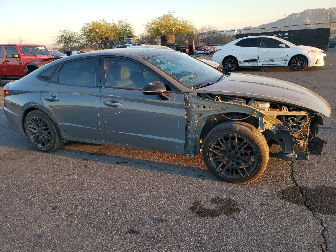 2020 Hyundai Sonata VIN 5NPEJ4J22LH021868 Copart auction photo, front end / side damage thumbnail 4