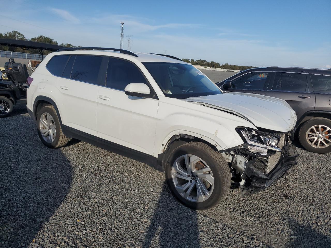 2021 Volkswagen Atlas VIN 1V2WR2CA6MC564772 Copart auction photo, front end damage thumbnail 4