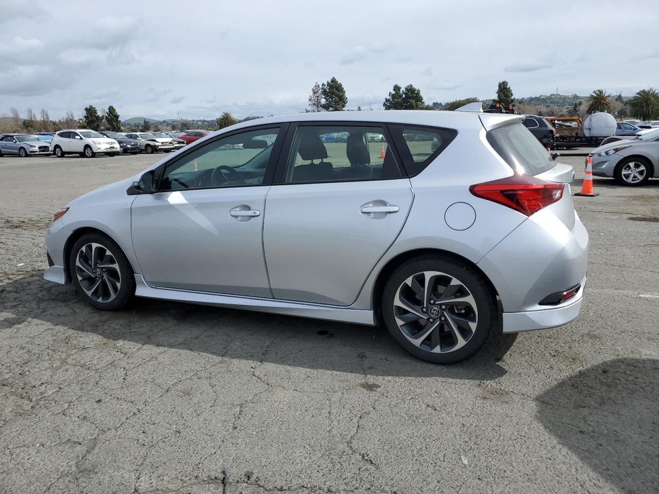 2017 Toyota Corolla VIN JTNKARJE8HJ544106 Copart auction photo, rear end / minor dent/scratches damage thumbnail 2