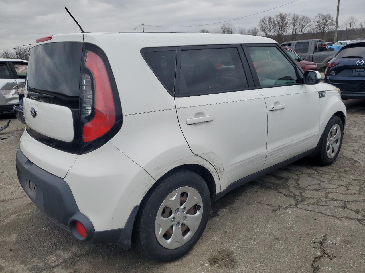 2015 KIA Soul VIN KNDJN2A28F7129184 Copart auction photo, front end damage thumbnail 3