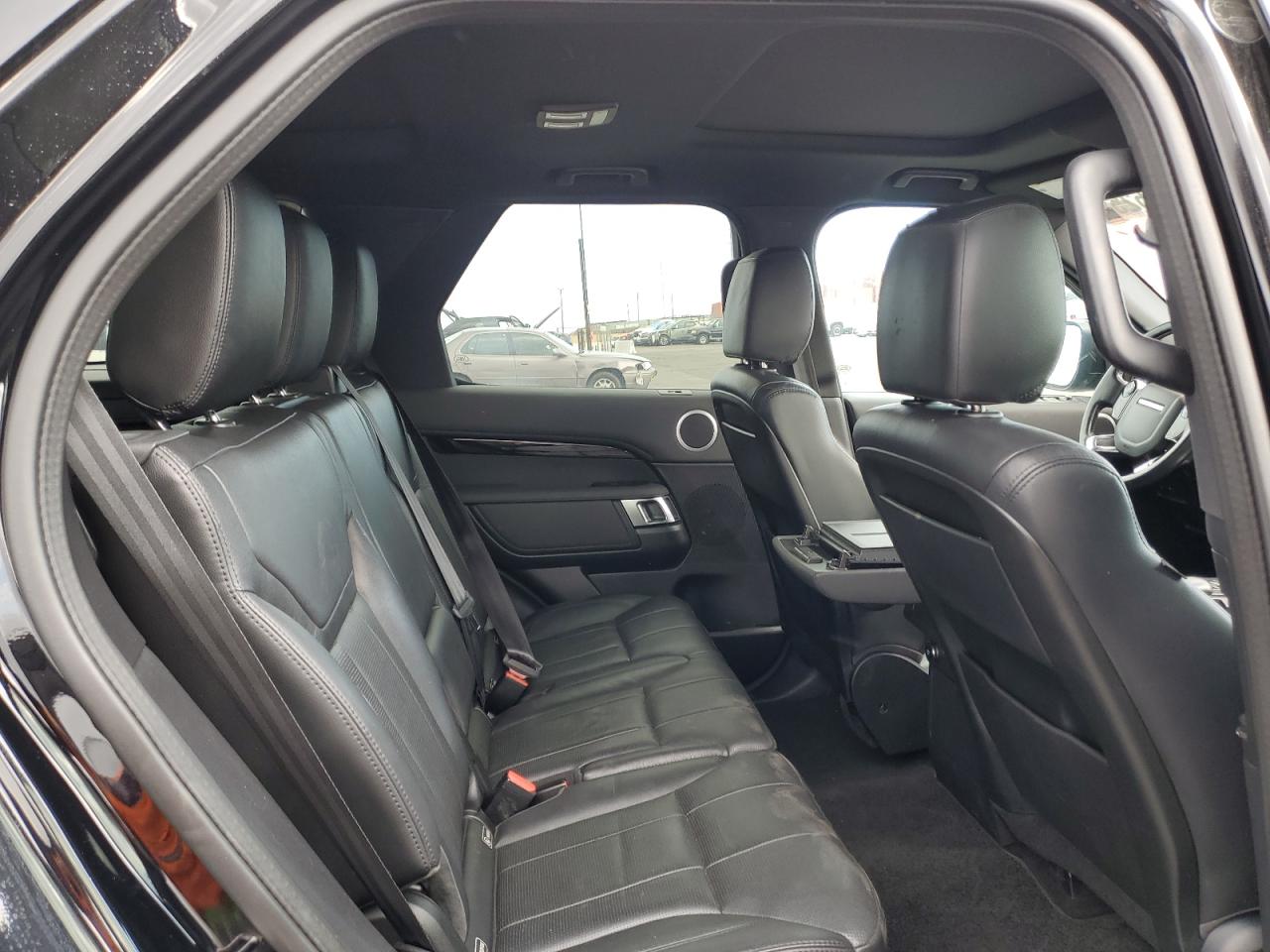 2020 Land Rover Discovery VIN SALRG2RV9L2423500 Copart auction photo, minor dent/scratches damage thumbnail 11