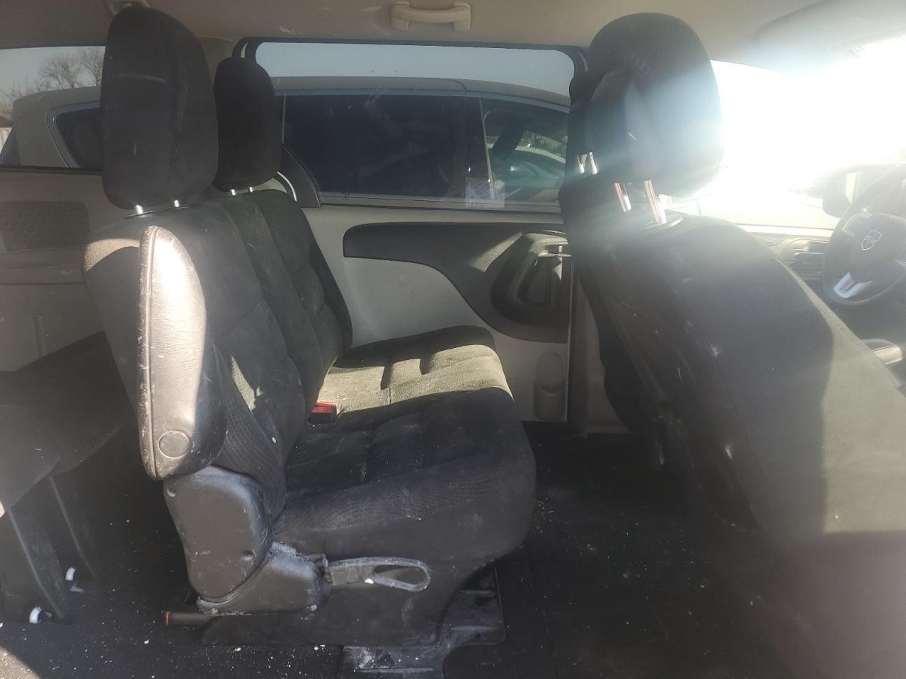 2016 Dodge Caravan VIN 2C4RDGBG6GR383604 Copart auction photo, rear end / minor dent/scratches damage thumbnail 11