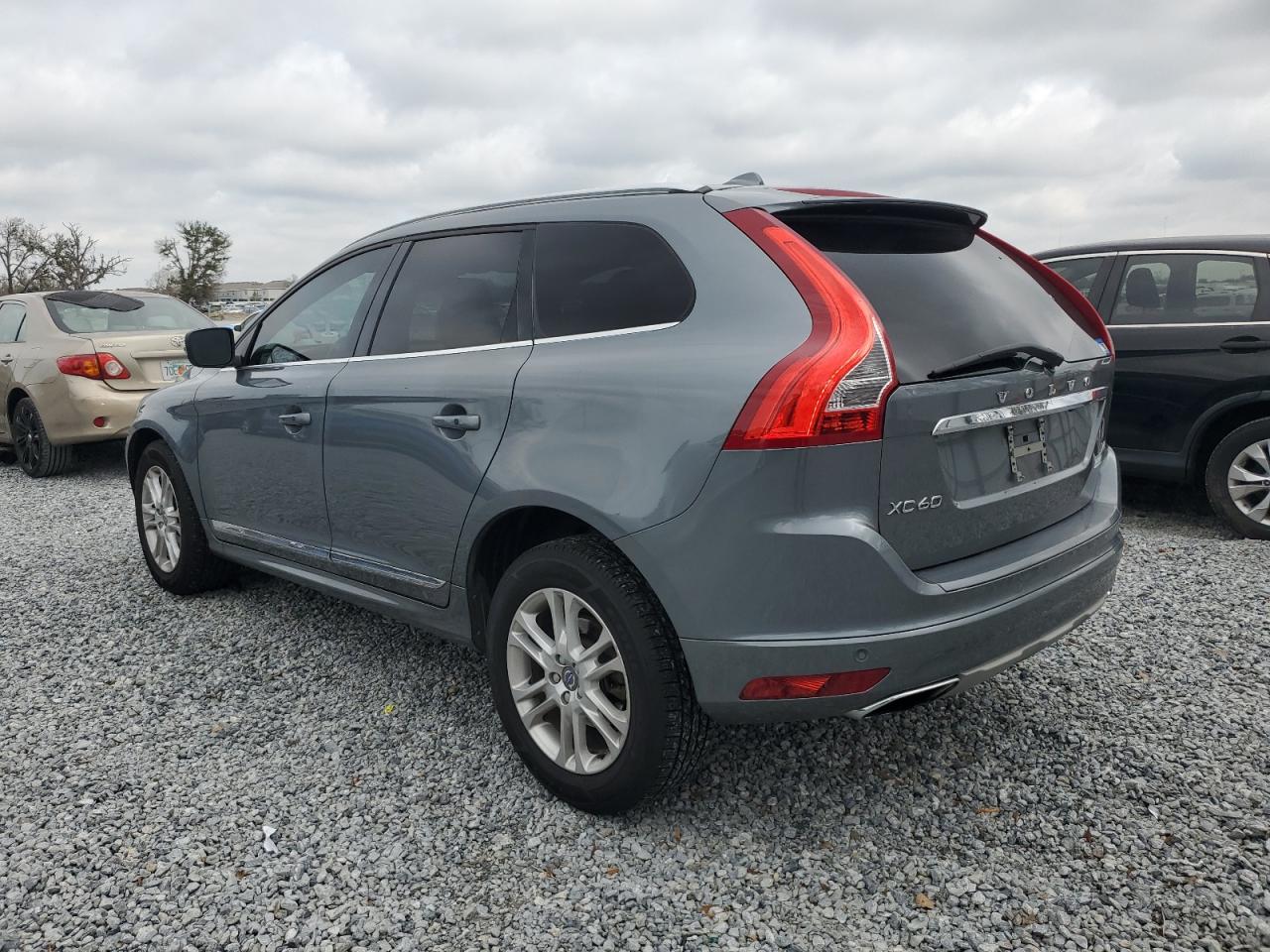 2016 Volvo XC60 VIN YV440MDK9G2910679 Copart auction photo, front end damage thumbnail 2