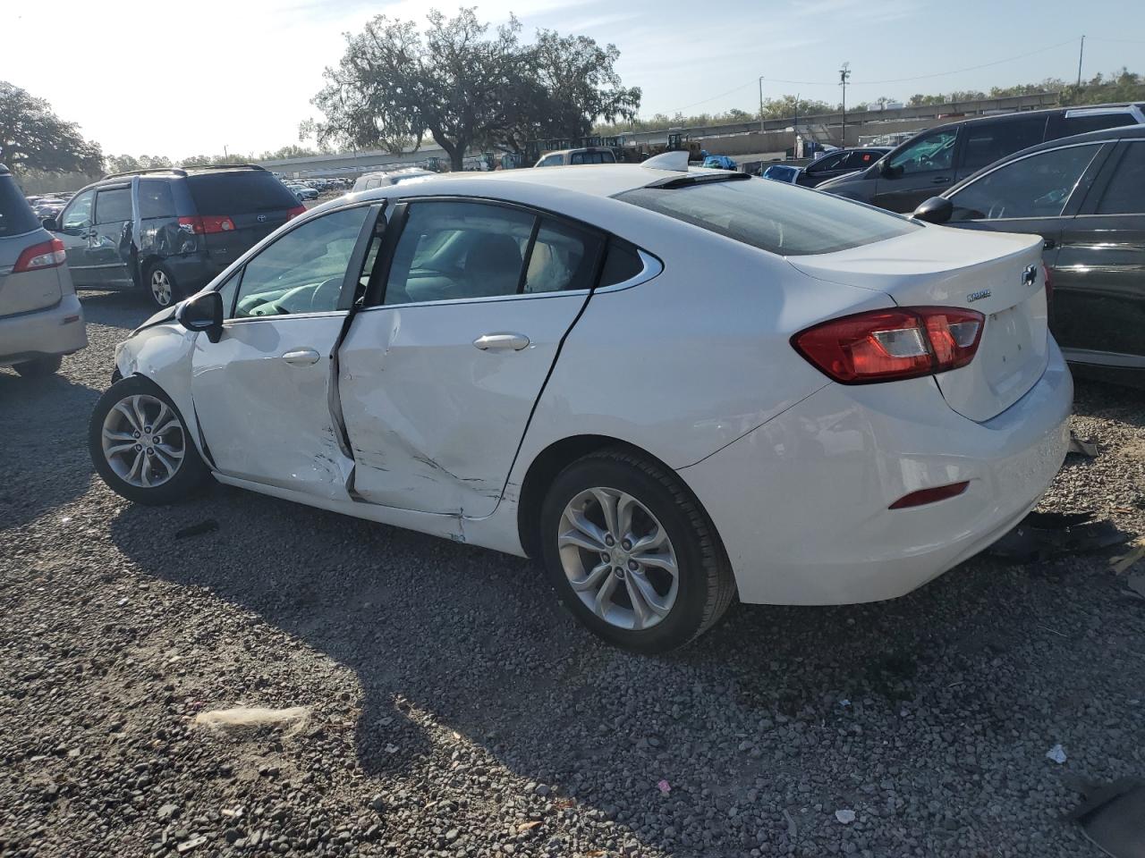 2019 Chevrolet Cruze VIN 1G1BE5SM1K7120545 Copart auction photo, front end / side damage thumbnail 2