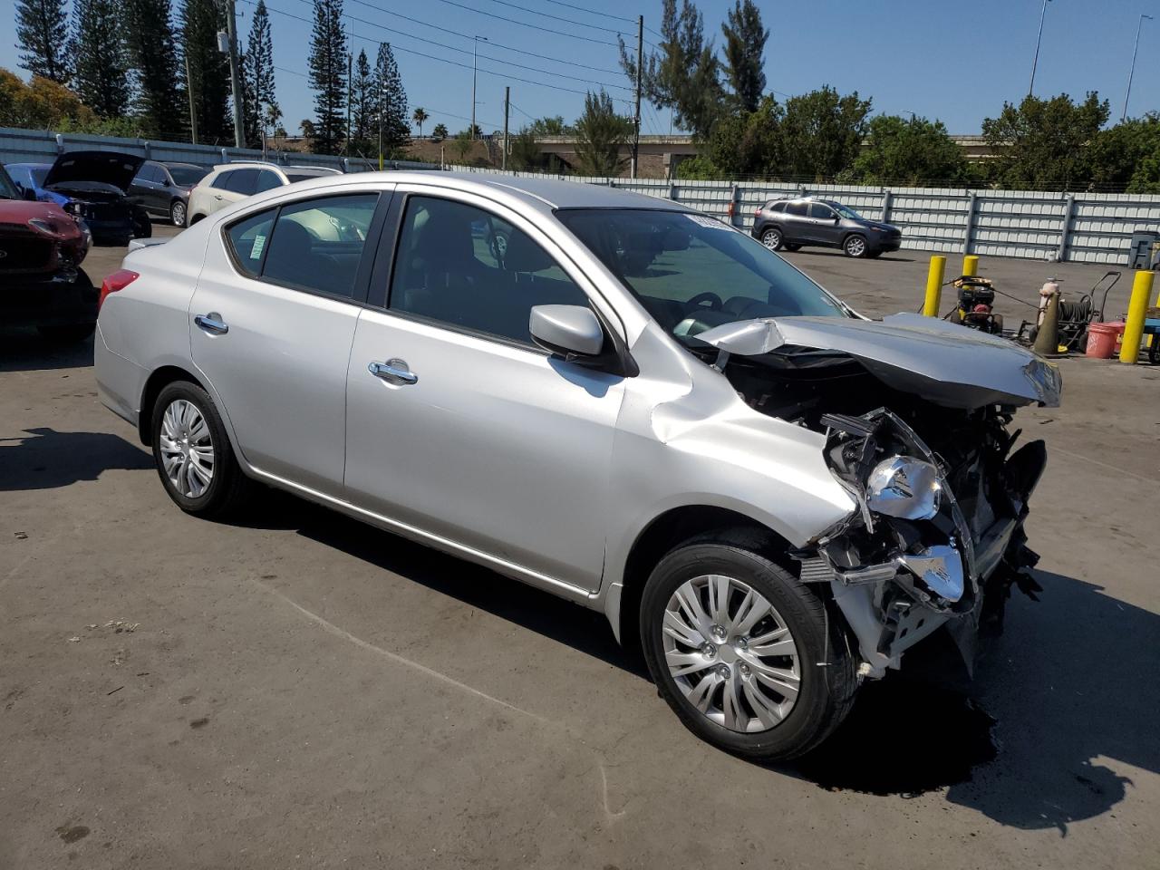 2019 Nissan Versa VIN 3N1CN7AP8KL845898 Copart auction photo, front end damage thumbnail 4